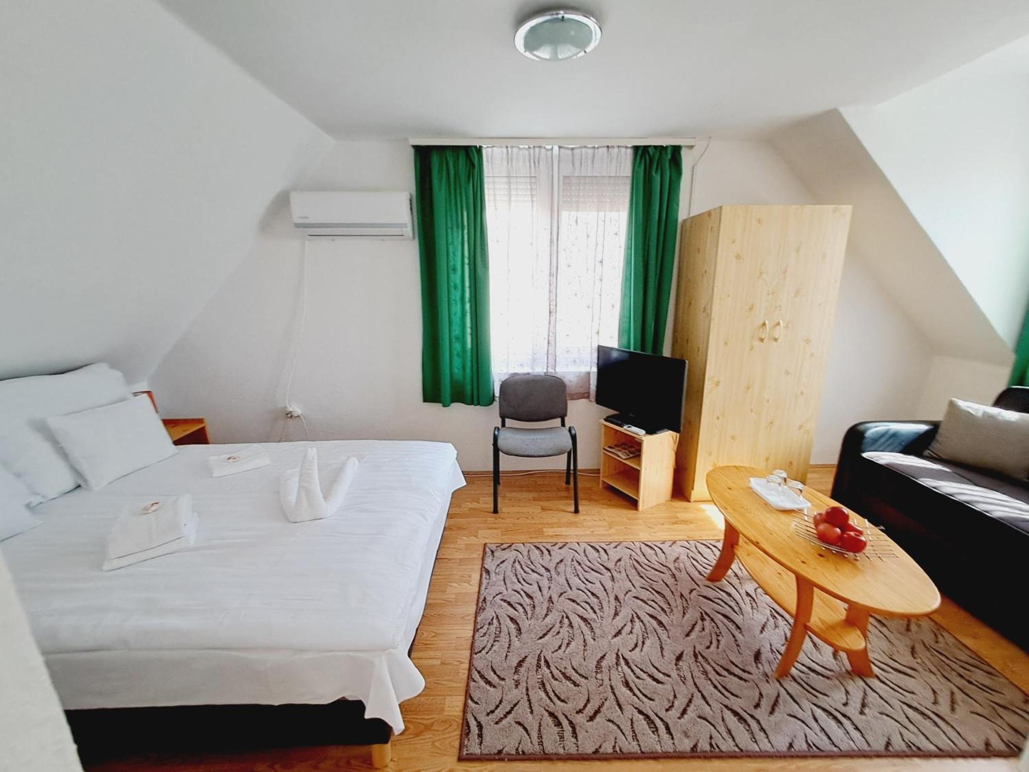 Palma Apartman Гайдусобосло Екстер'єр фото