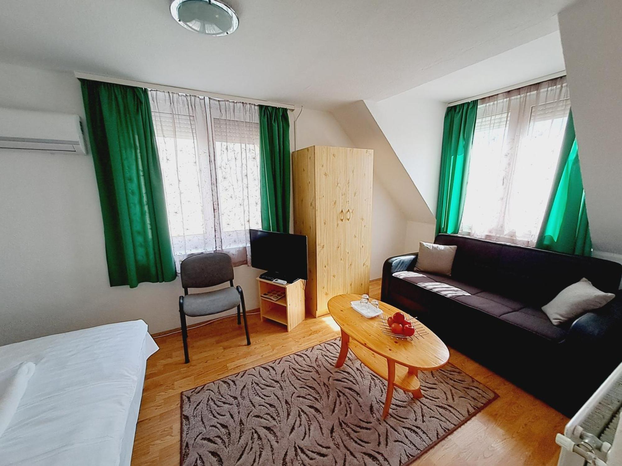 Palma Apartman Гайдусобосло Екстер'єр фото